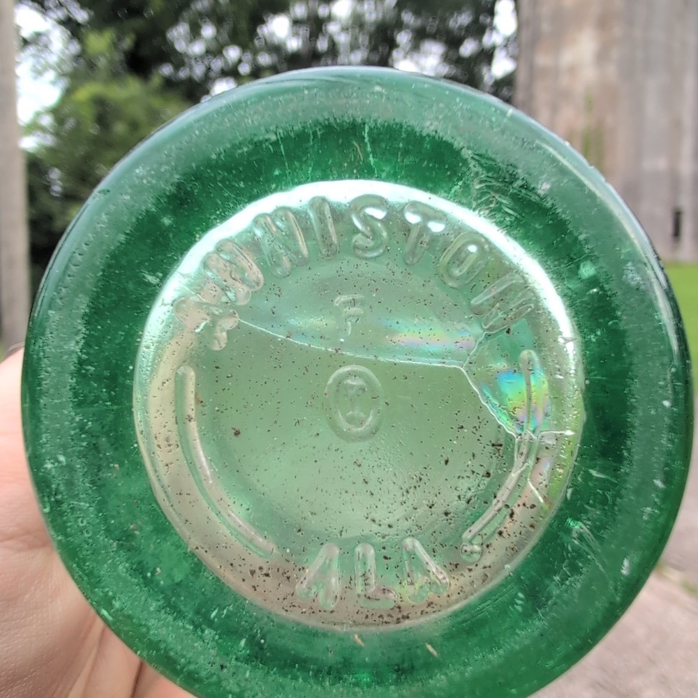 Vintage Coca-Cola Anniston Alabama 1957 Hobbleskirt Embossed Green Coke Bottle - Picture 2 of 3